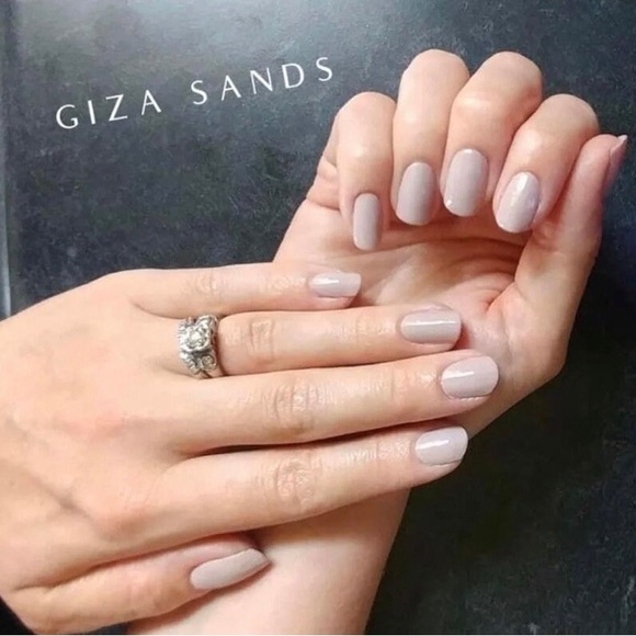 Color Street GIZA SANDS Nude Tan Solid Nail Strips Set - Picture 5 of 8
